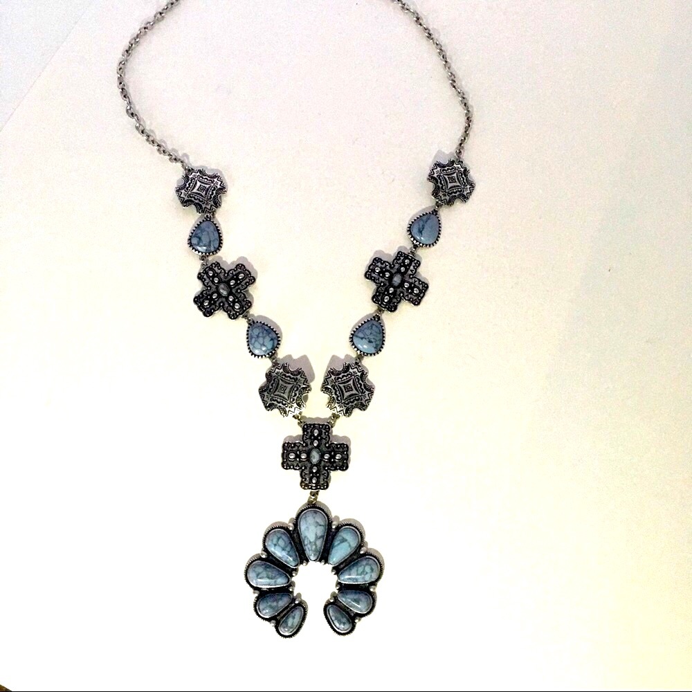 BOHO NECKLACE